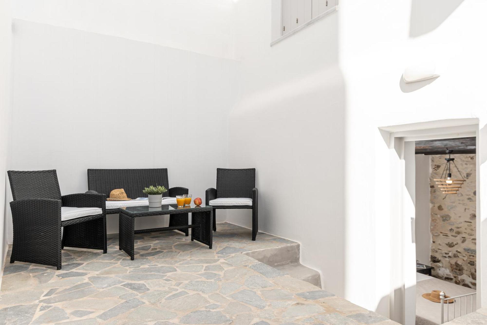 The White Stone House Apartment Naxos City ภายนอก รูปภาพ