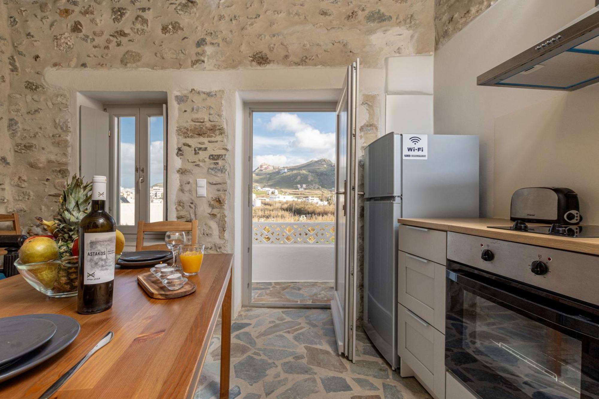The White Stone House Apartment Naxos City ภายนอก รูปภาพ