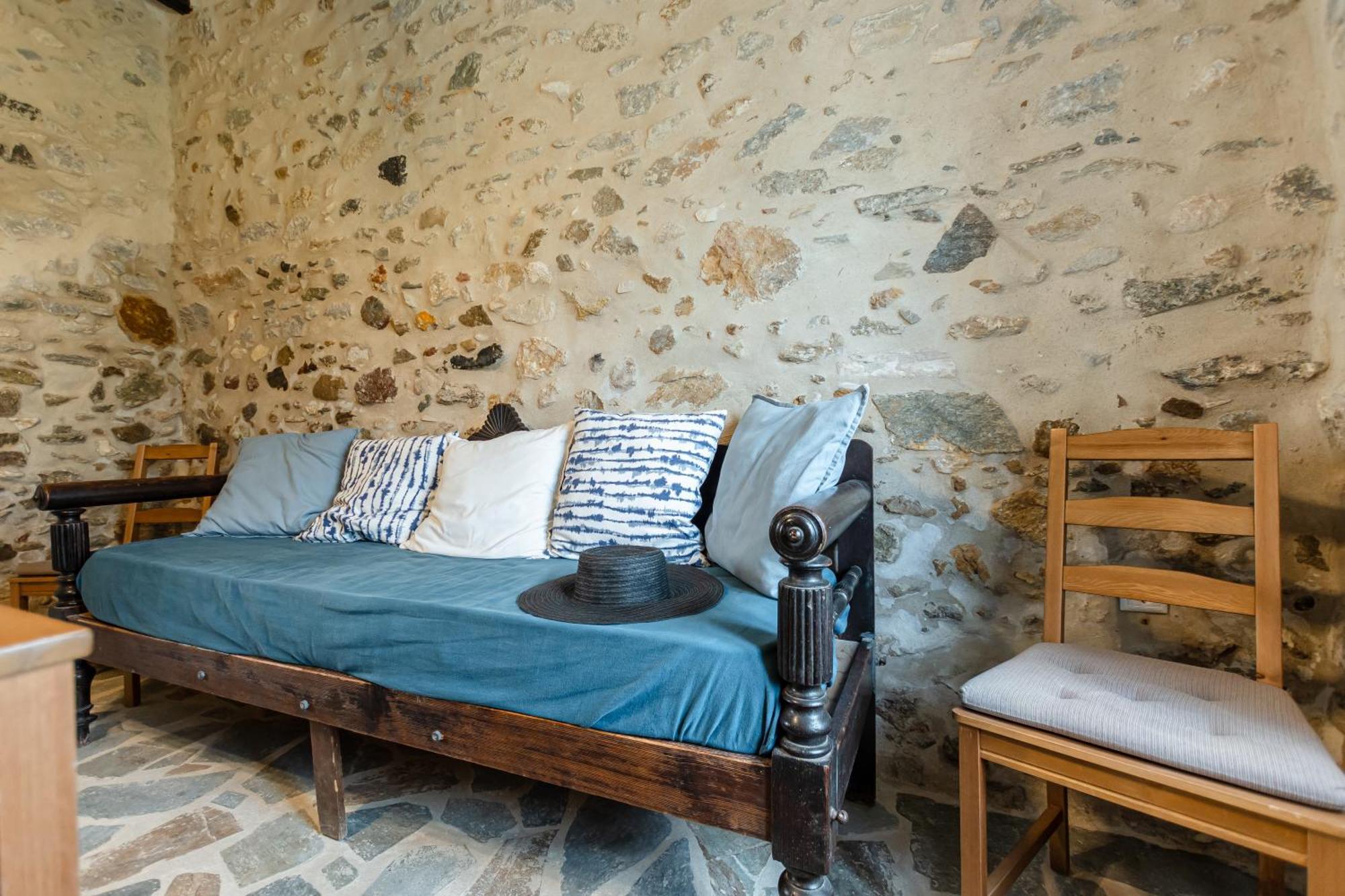 The White Stone House Apartment Naxos City ภายนอก รูปภาพ