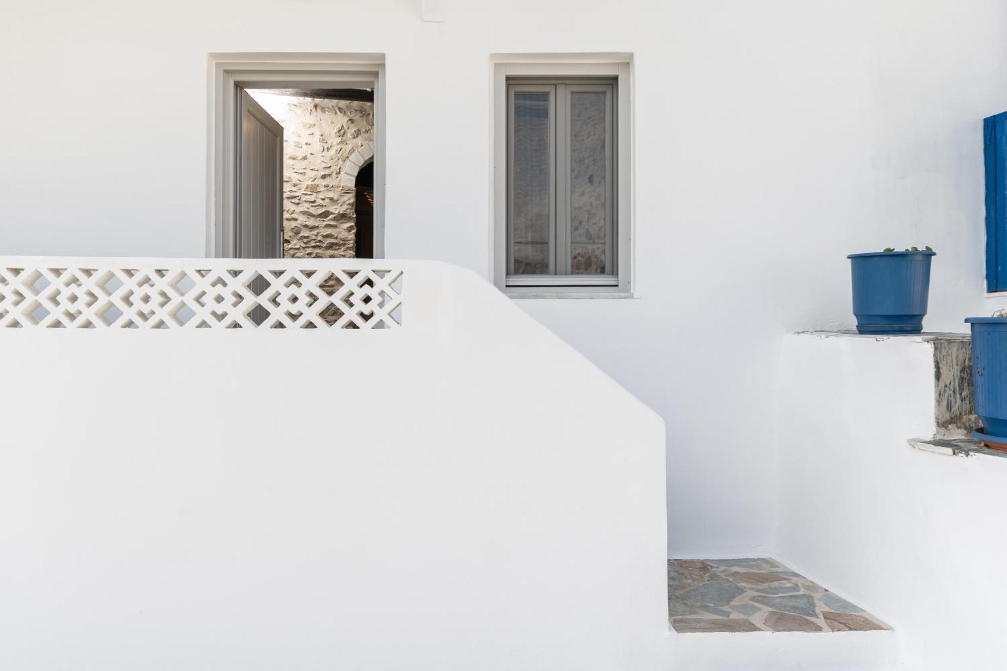The White Stone House Apartment Naxos City ภายนอก รูปภาพ